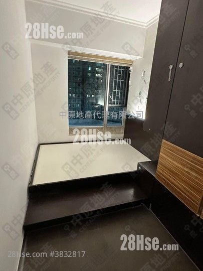 Banyan Garden Sell 2 Bedrooms , 1 Bathroom 478 ft²