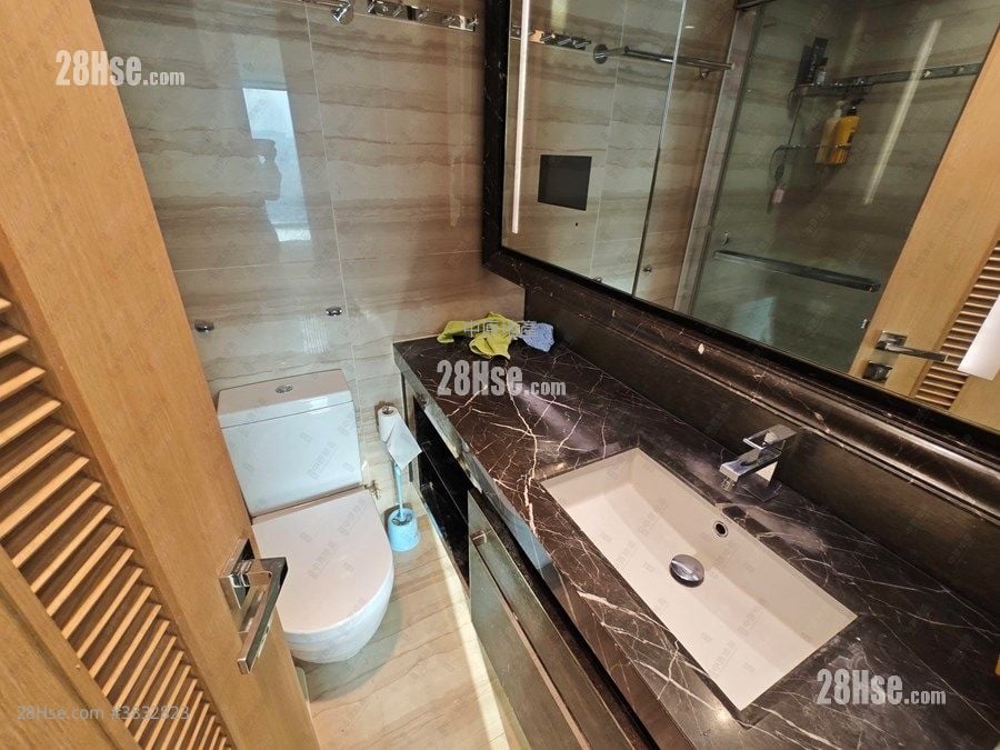Century Gateway Sell 2 Bedrooms 484 ft²