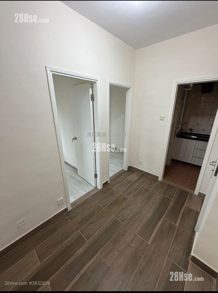 Yiu Fai Mansion Sell 2 Bedrooms 219 ft²