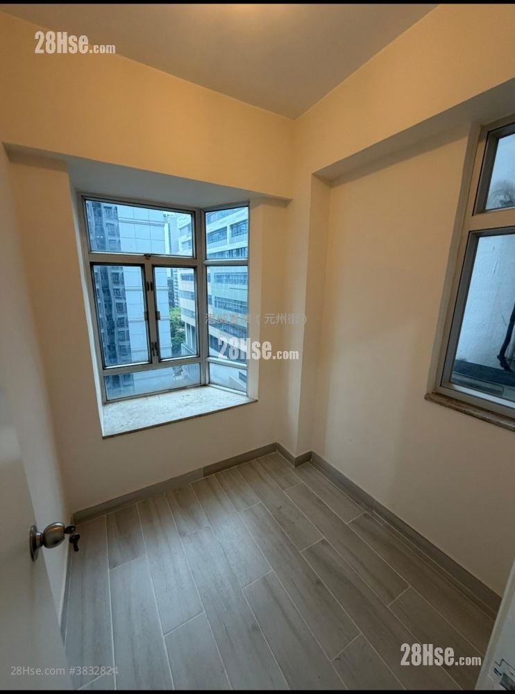 Yiu Fai Mansion Sell 2 Bedrooms 219 ft²