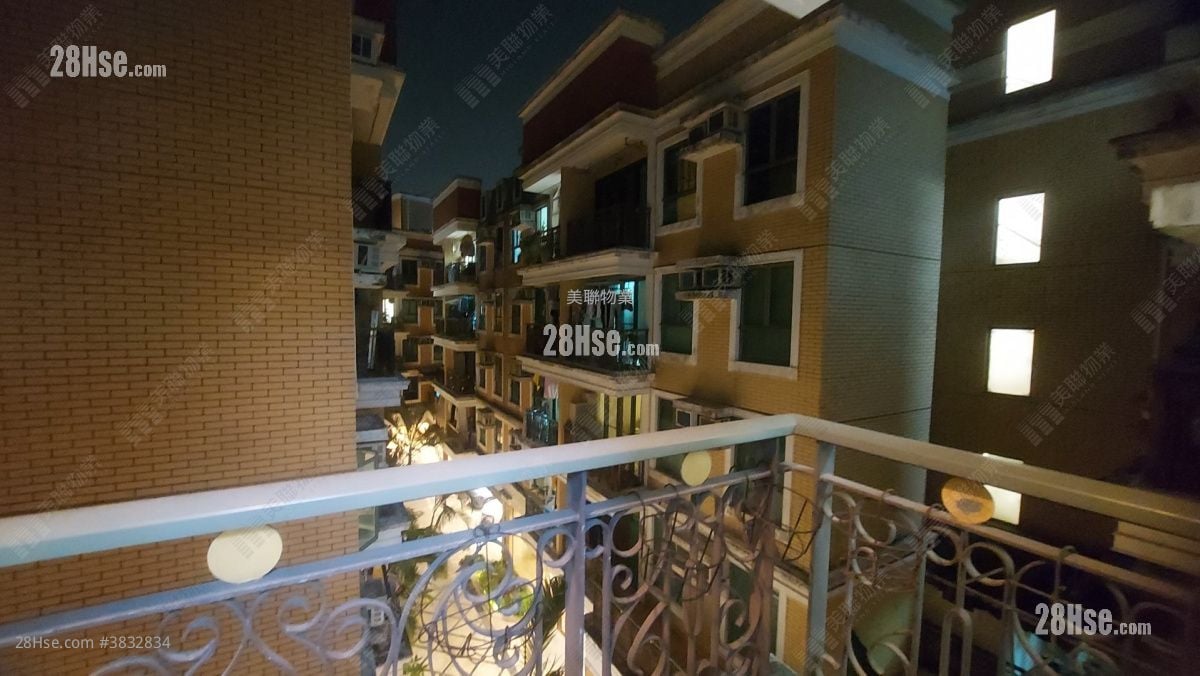 Imperial Villas Sell 2 Bedrooms , 1 Bathroom 467 ft²