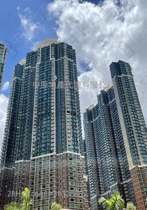 Banyan Garden Sell 2 Bedrooms , 1 Bathroom 455 ft²