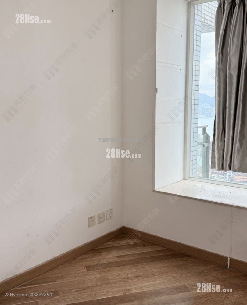 Florient Rise Sell 3 Bedrooms 635 ft²