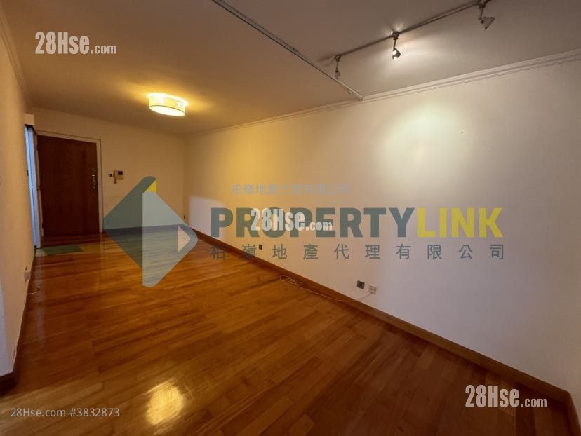 Hollywood Terrace Sell 2 Bedrooms , 1 Bathroom 616 ft²