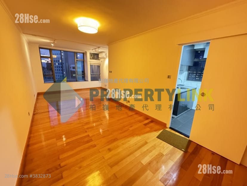 Hollywood Terrace Sell 2 Bedrooms , 1 Bathroom 616 ft²
