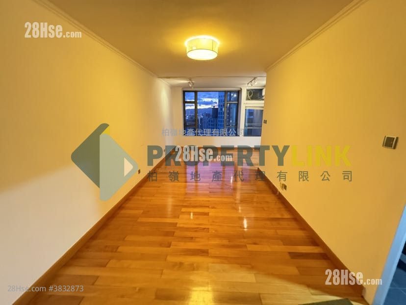Hollywood Terrace Sell 2 Bedrooms , 1 Bathroom 616 ft²