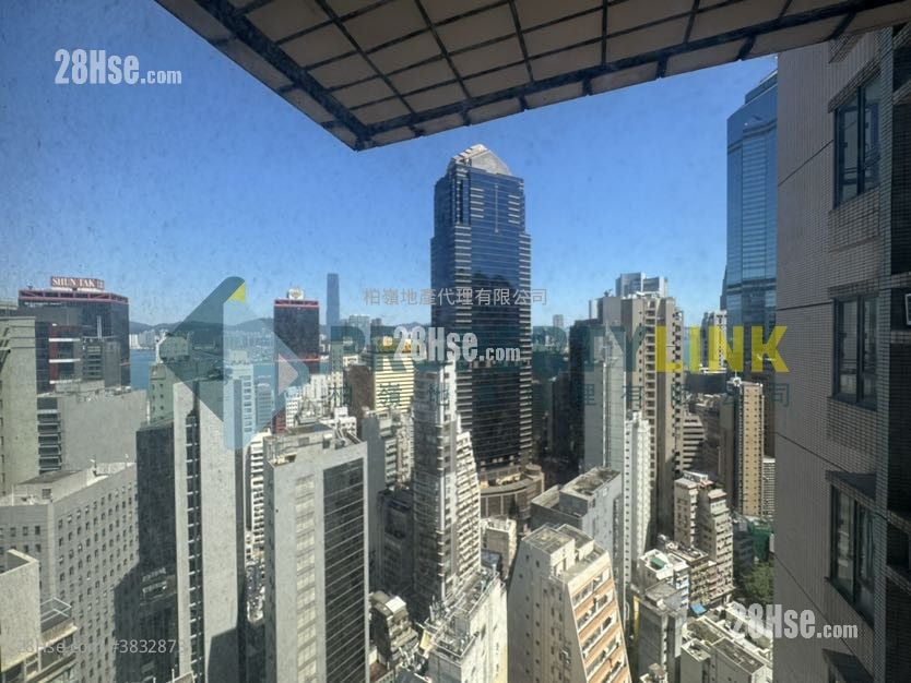 Hollywood Terrace Sell 2 Bedrooms , 1 Bathroom 616 ft²