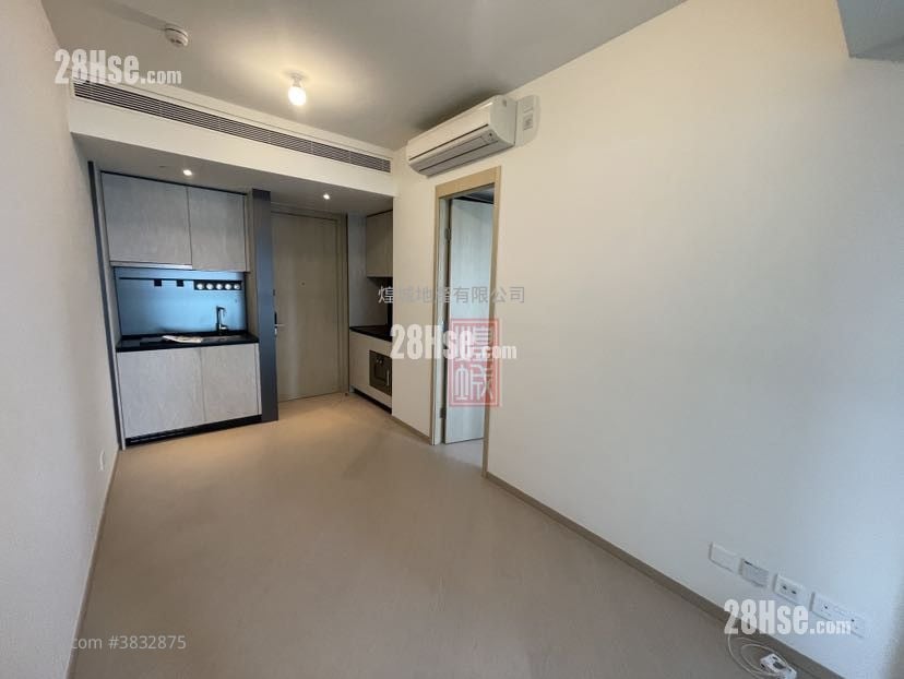 One Victoria Rental 2 Bedrooms , 1 Bathroom 460 ft²