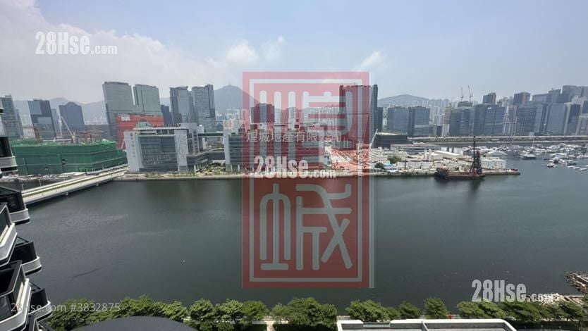 One Victoria Rental 2 Bedrooms , 1 Bathroom 460 ft²