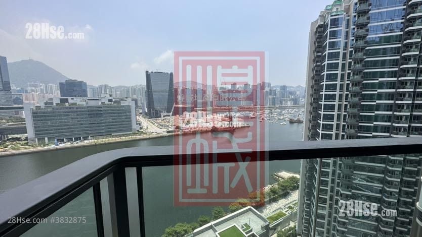 One Victoria Rental 2 Bedrooms , 1 Bathroom 460 ft²