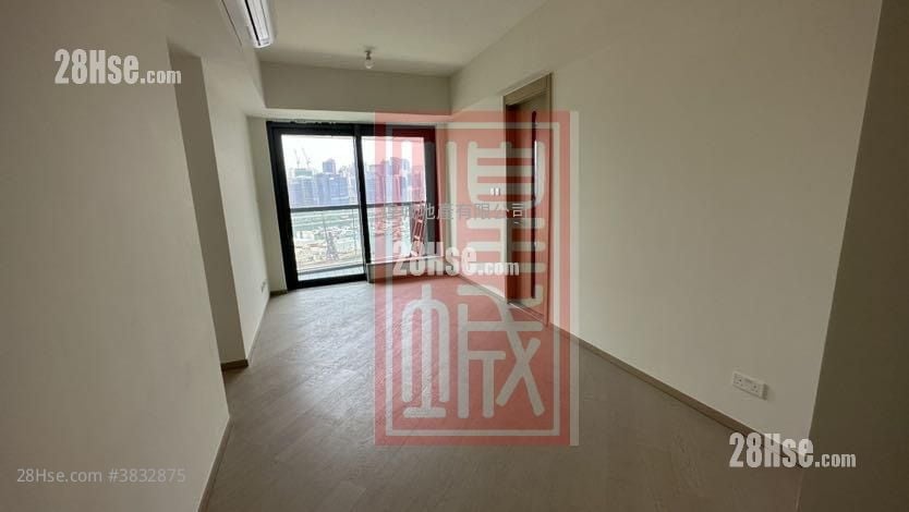 One Victoria Rental 2 Bedrooms , 1 Bathroom 460 ft²