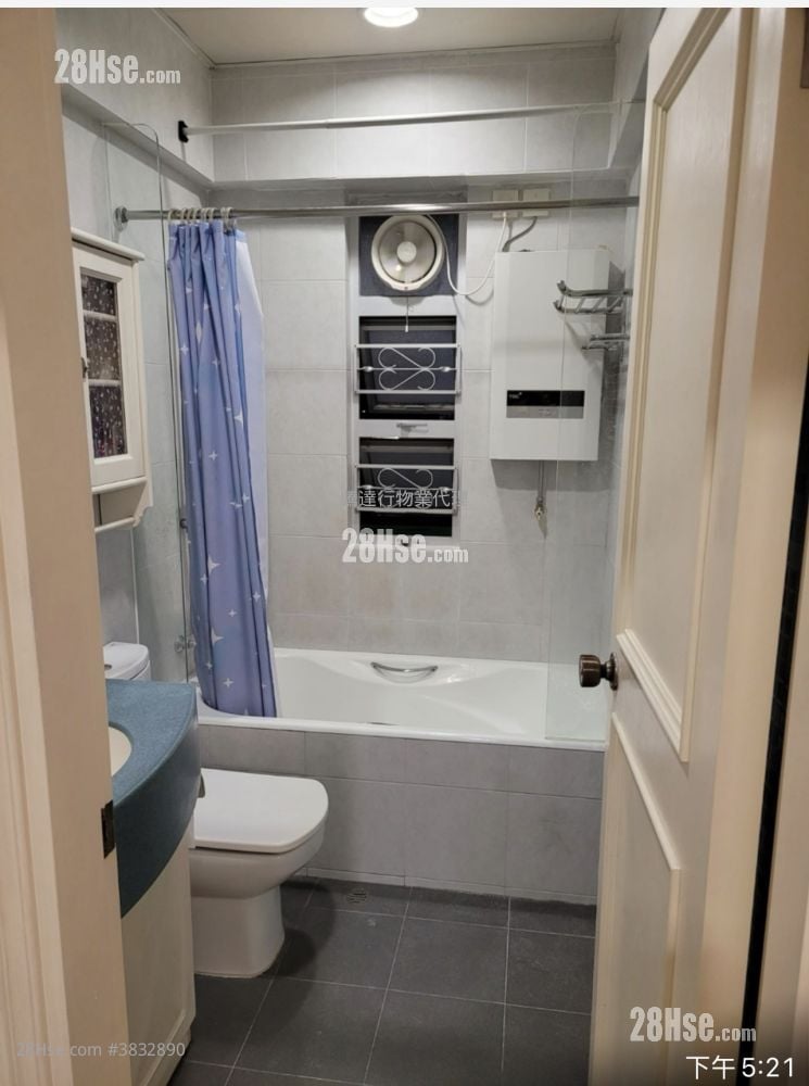 Golden Dragon Garden Rental 2 Bedrooms , 1 Bathroom 556 ft²