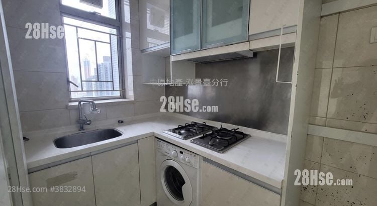 One Madison Sell 2 Bedrooms , 1 Bathroom 498 ft²