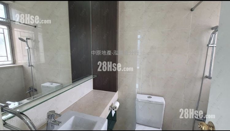 One Madison Sell 2 Bedrooms , 1 Bathroom 498 ft²