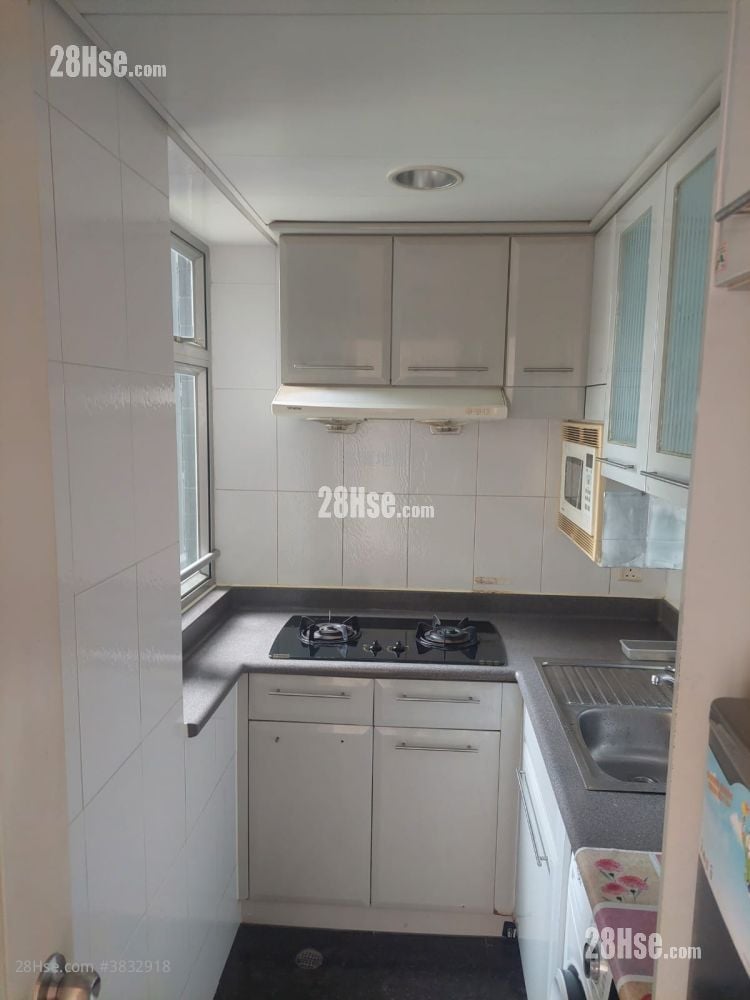 Summit Terrace Sell 2 Bedrooms , 1 Bathroom 424 ft²