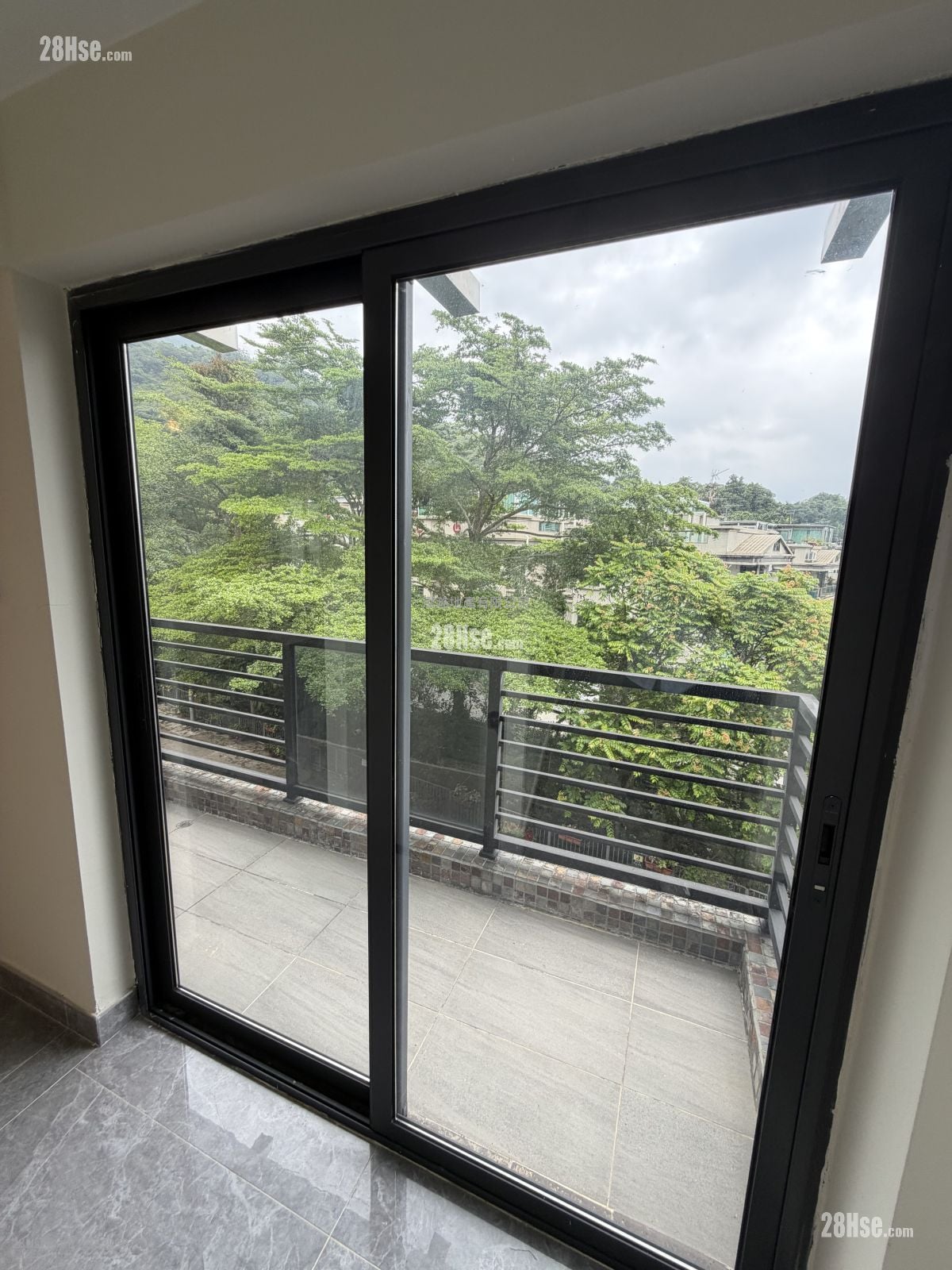 Village Sell 3 Bedrooms , 2 Bathrooms 700 ft²