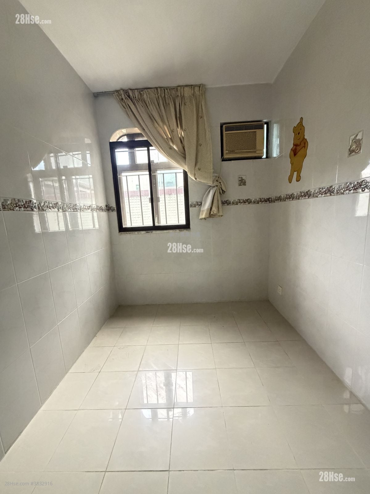Village Sell 3 Bedrooms , 1 Bathroom 700 ft²