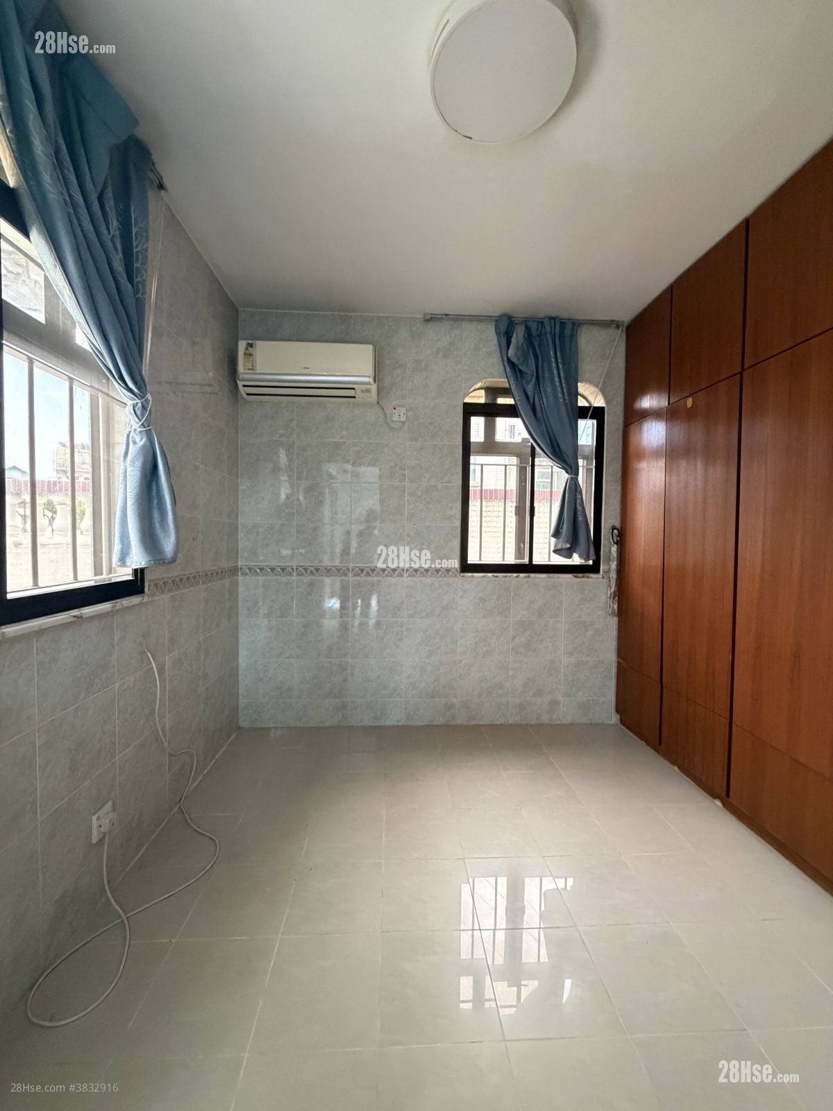 Village Sell 3 Bedrooms , 1 Bathroom 700 ft²