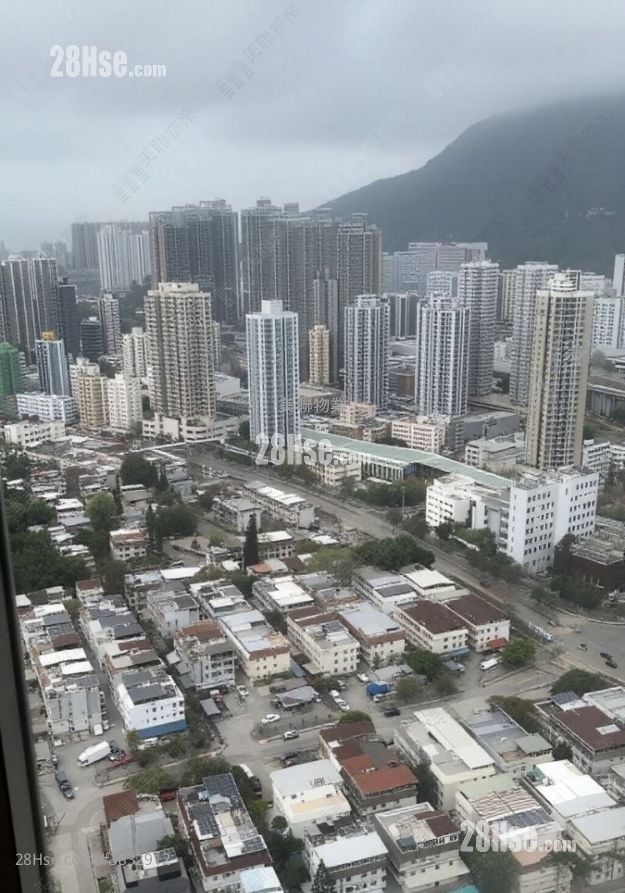 景新台 售盘 3 房 671 平方尺