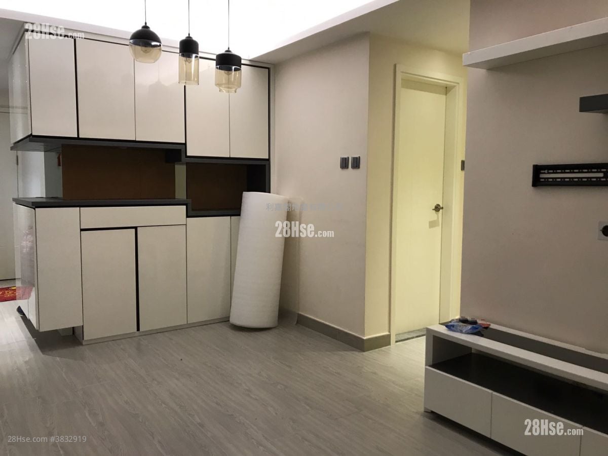 Verbena Heights Sell 2 Bedrooms 495 ft²