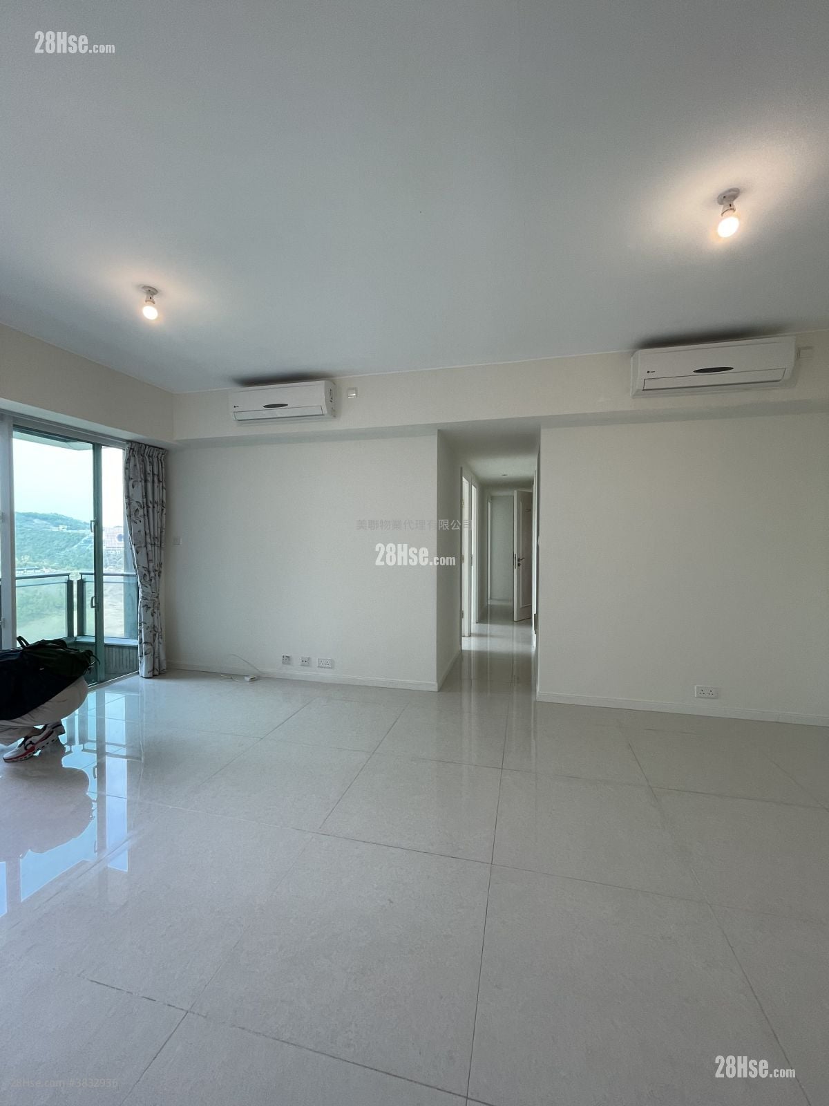 Hemera Rental 4 Bedrooms , 3 Bathrooms 943 ft²