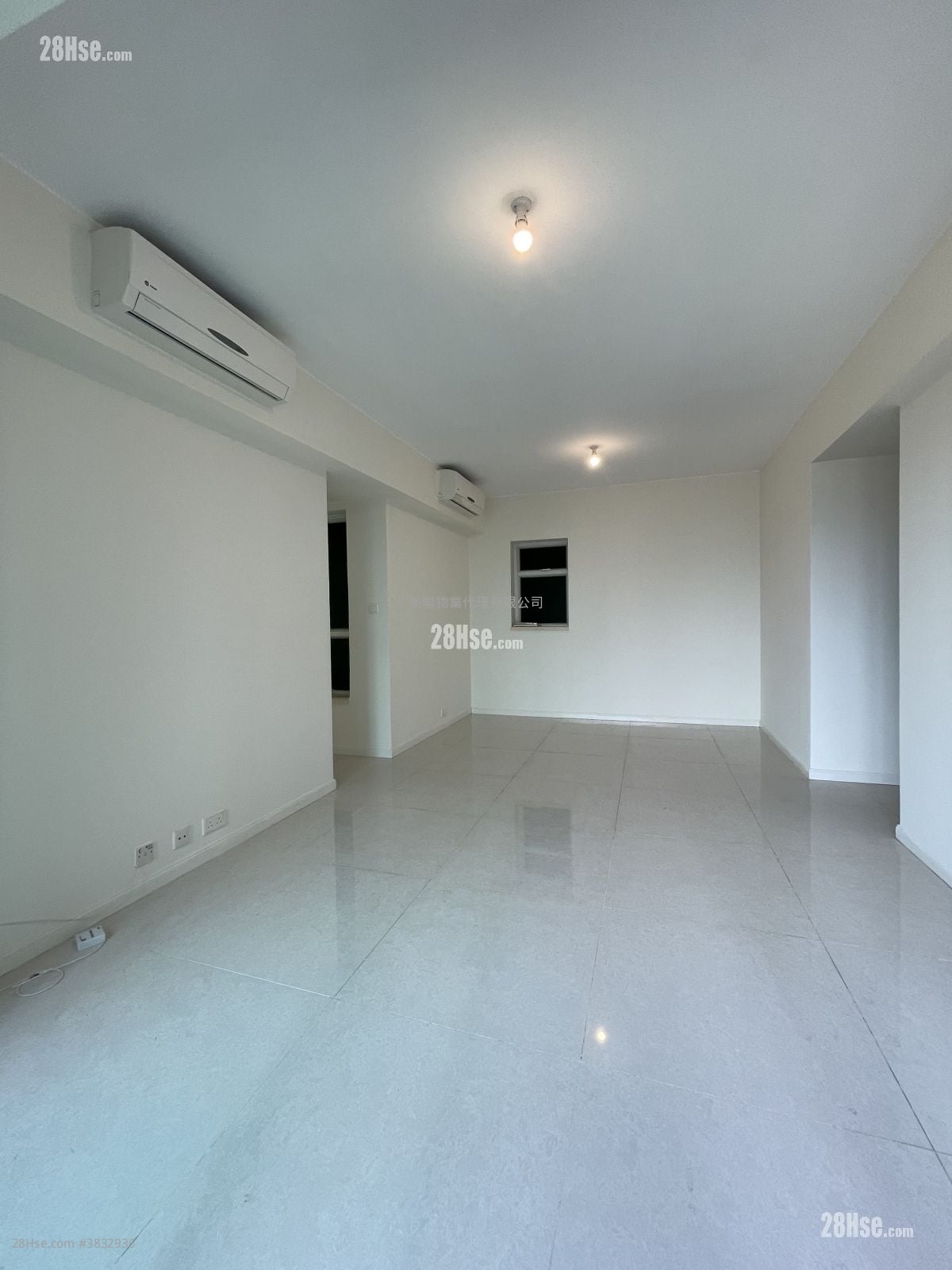 Hemera Rental 4 Bedrooms , 3 Bathrooms 943 ft²