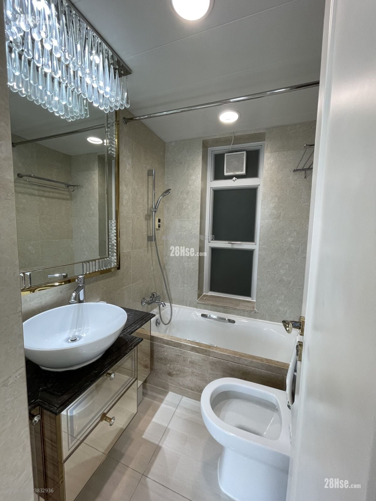 Hemera Rental 4 Bedrooms , 3 Bathrooms 943 ft²