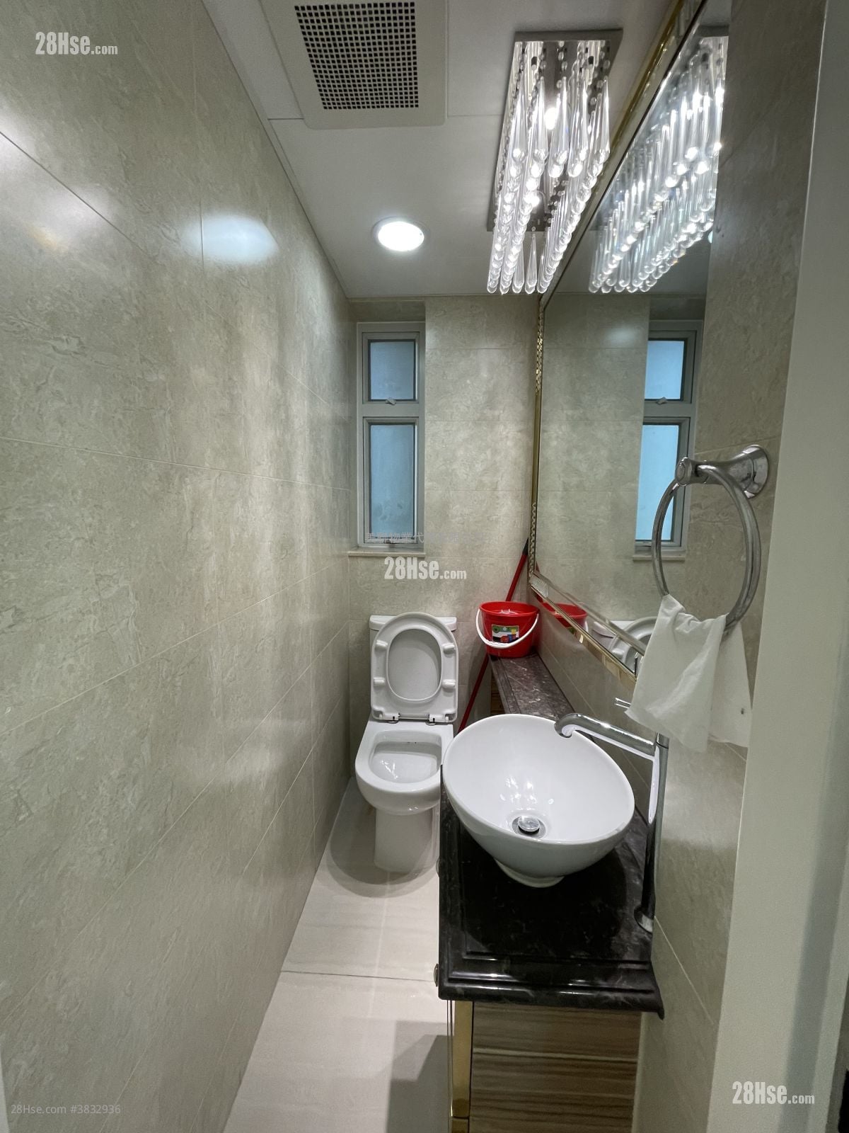 Hemera Rental 4 Bedrooms , 3 Bathrooms 943 ft²