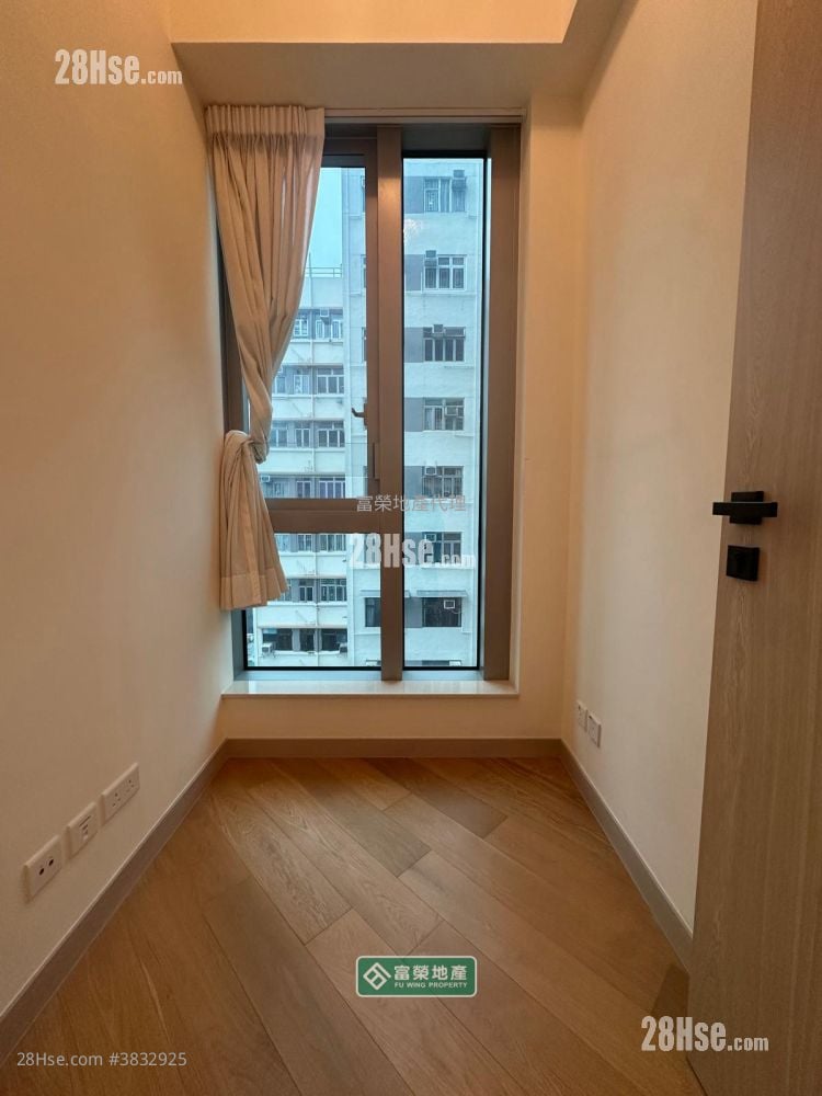 One Soho Sell 2 Bedrooms , 1 Bathroom 374 ft²