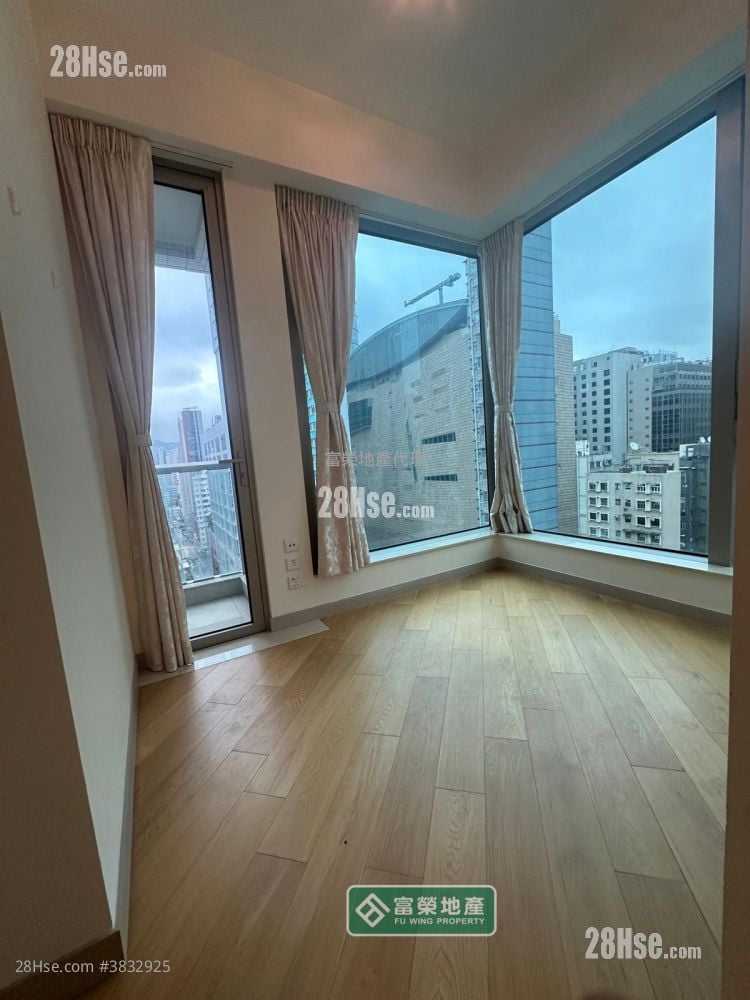 One Soho Sell 2 Bedrooms , 1 Bathroom 374 ft²