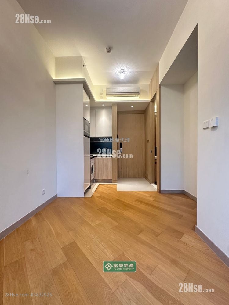 One Soho Sell 2 Bedrooms , 1 Bathroom 374 ft²