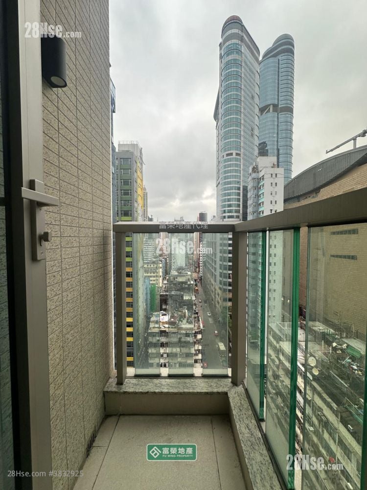 One Soho Sell 2 Bedrooms , 1 Bathroom 374 ft²