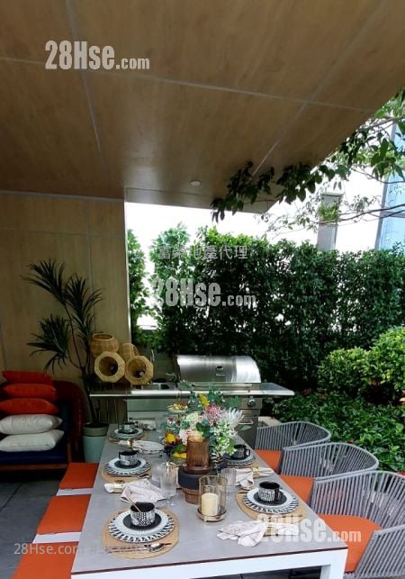 One Soho Sell 2 Bedrooms , 1 Bathroom 374 ft²