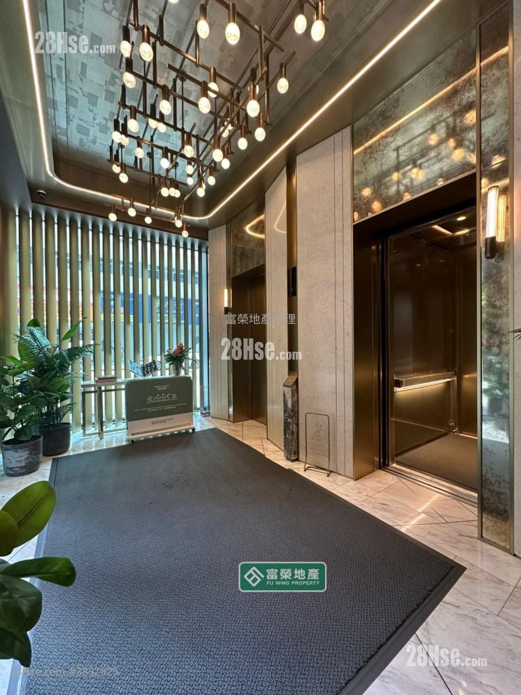 One Soho Sell 2 Bedrooms , 1 Bathroom 374 ft²
