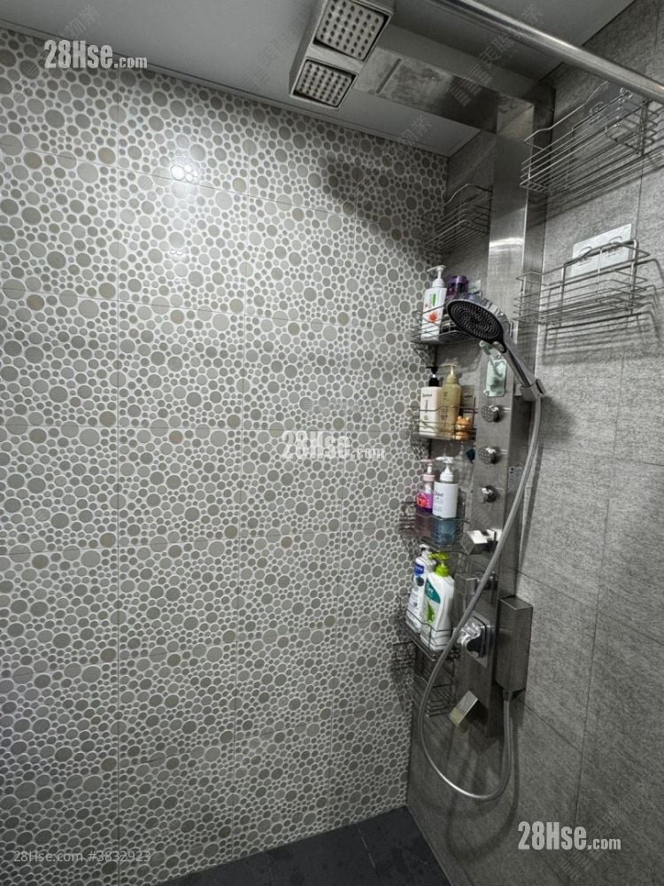 Tseung Kwan O Plaza Sell 2 Bedrooms 451 ft²