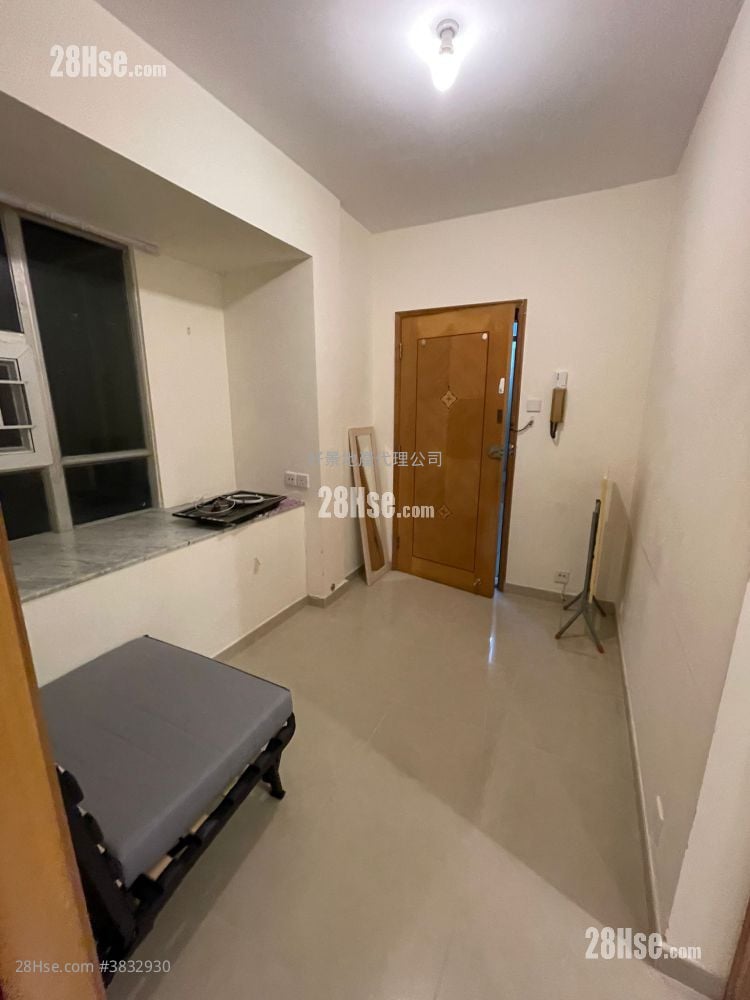 Wing Ning Building Rental 2 Bedrooms , 1 Bathroom 224 ft²