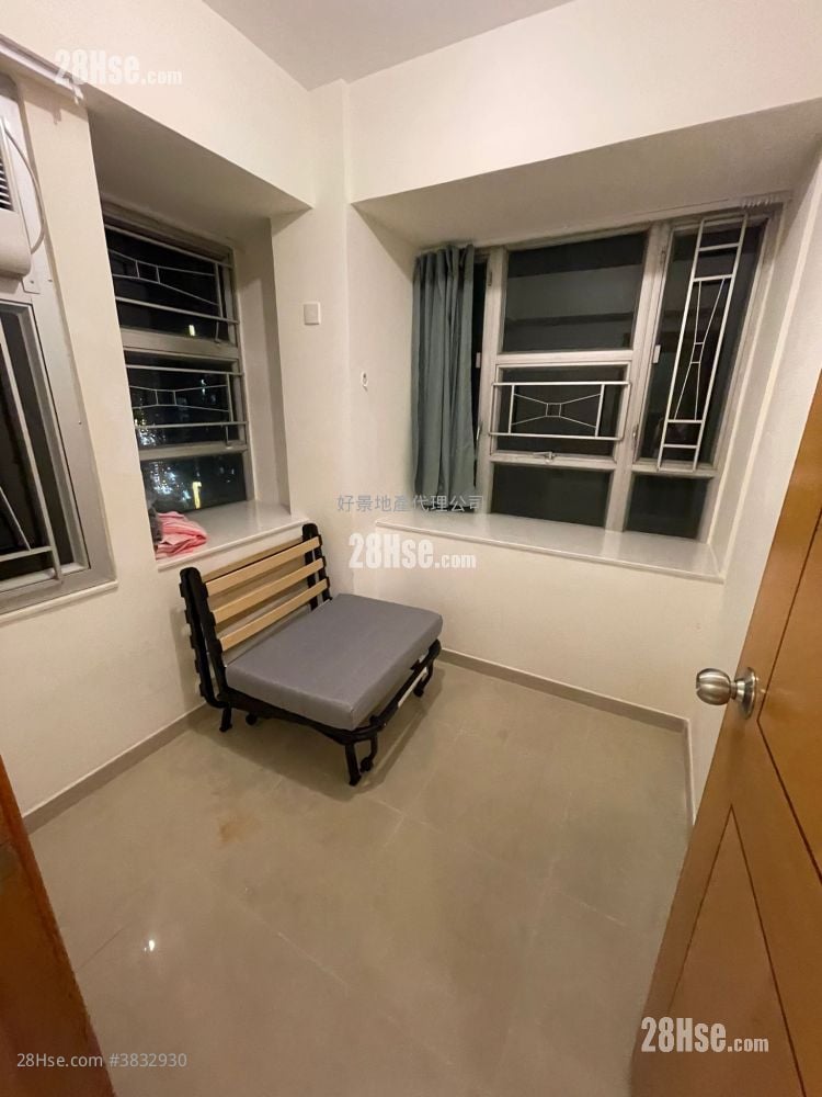 Wing Ning Building Rental 2 Bedrooms , 1 Bathroom 224 ft²