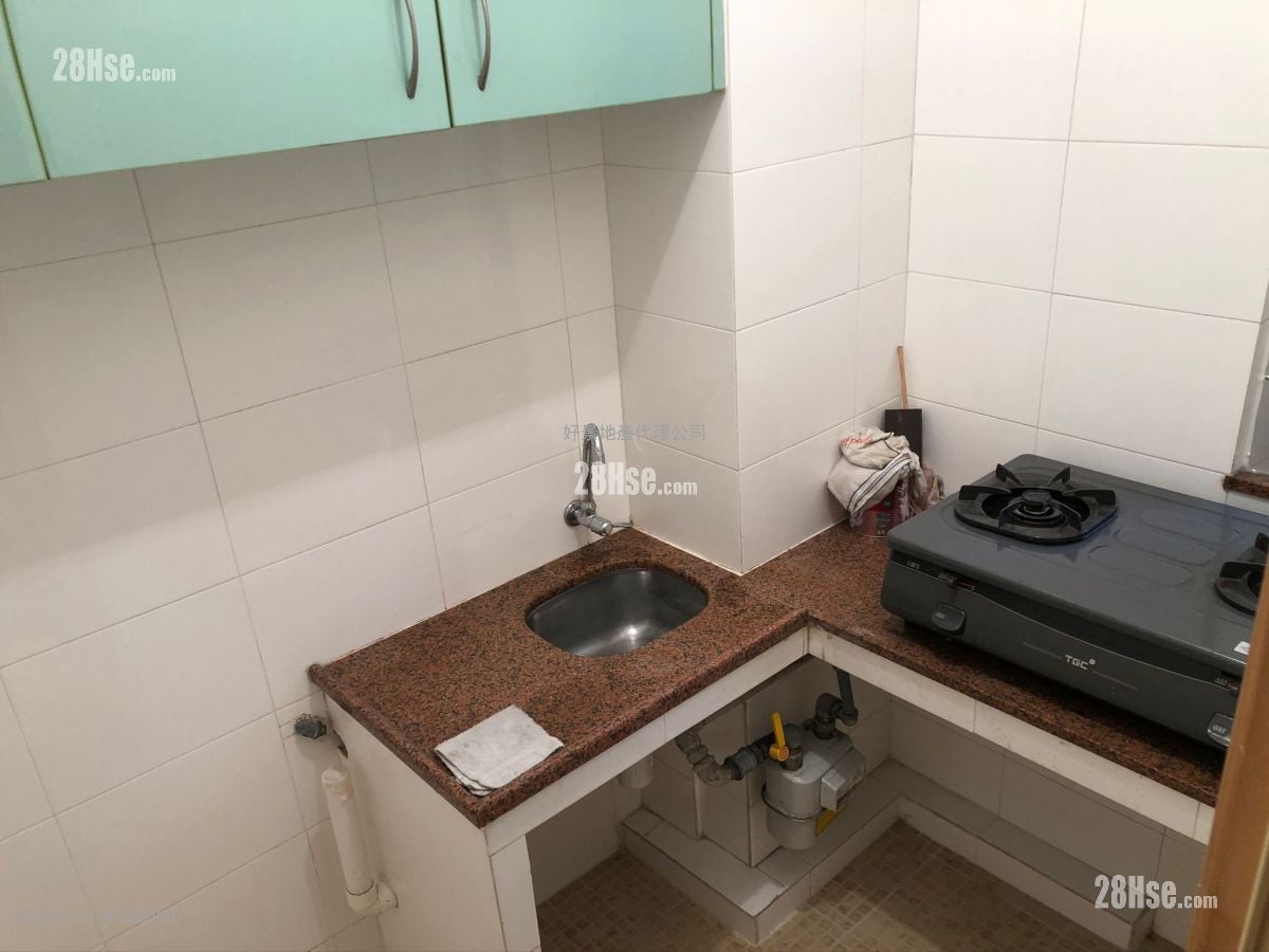 Wing Ning Building Rental 2 Bedrooms , 1 Bathroom 224 ft²