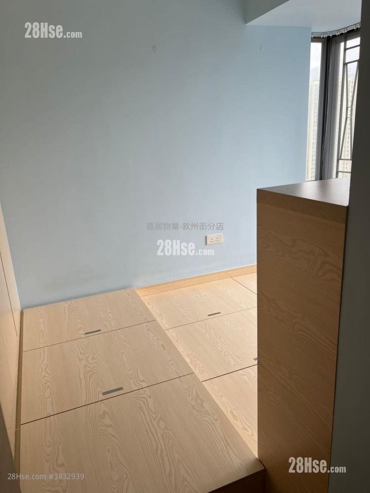 Heya Star Sell 3 Bedrooms , 1 Bathroom 519 ft²