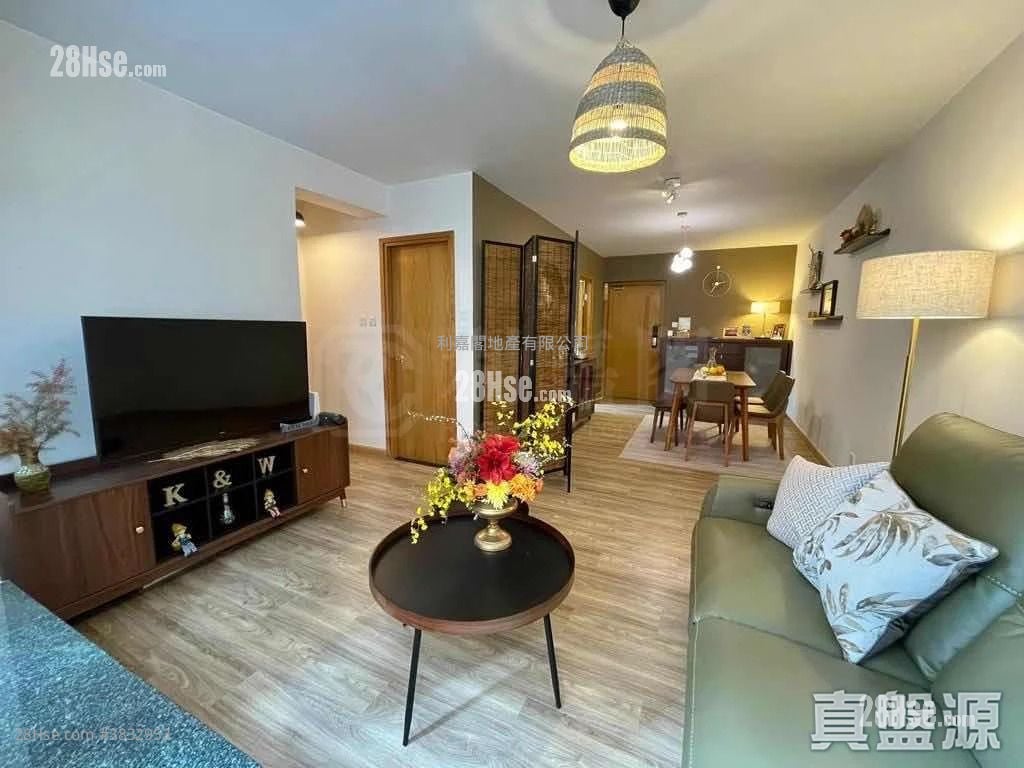 Hollywood Terrace Sell 2 Bedrooms , 1 Bathroom 615 ft²