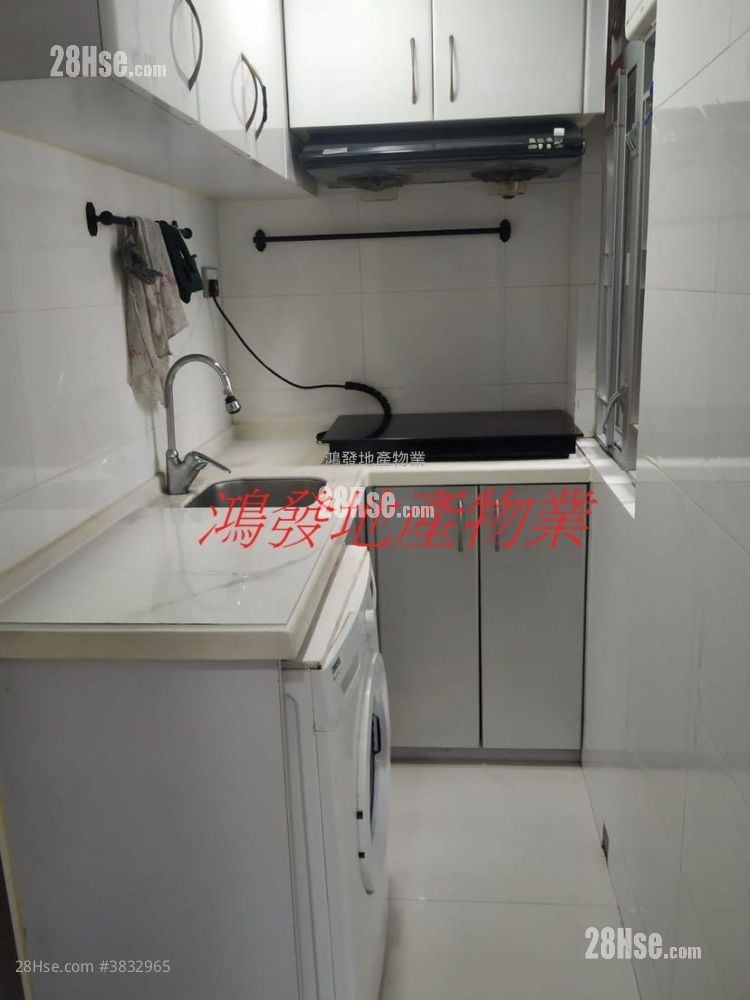 Godfrey Centre Sell 2 Bedrooms , 1 Bathroom 257 ft²