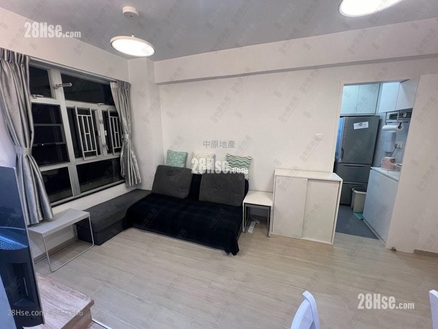 Hong Lok Square Sell 2 Bedrooms 374 ft²