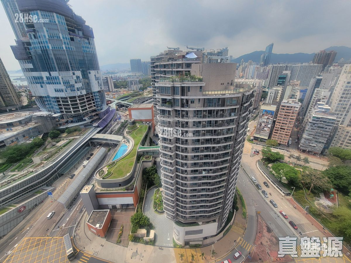 Grand Austin Sell 2 Bedrooms , 2 Bathrooms 874 ft²