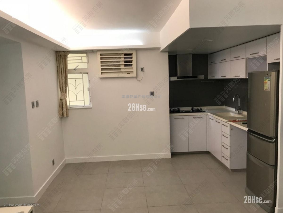 Bel Air Heights Sell 3 Bedrooms , 1 Bathroom 577 ft²