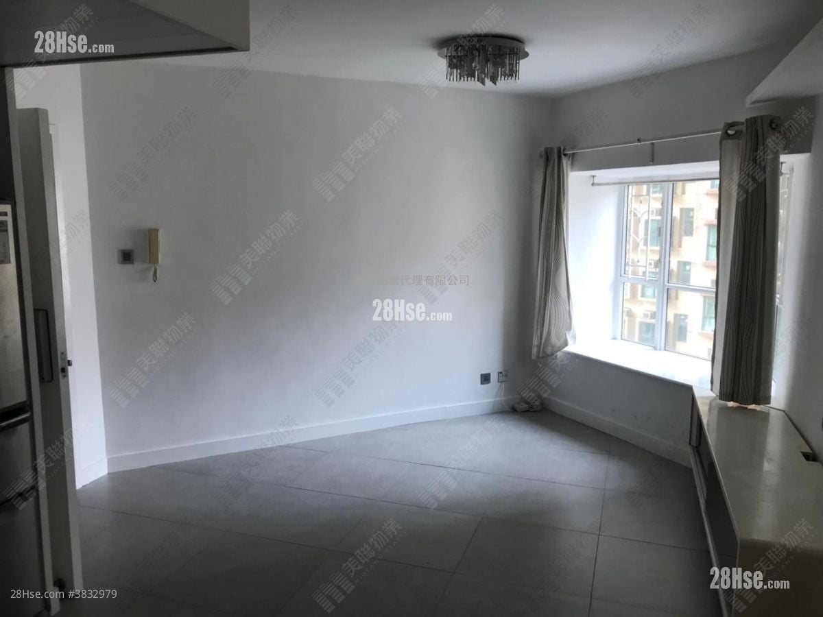 Bel Air Heights Sell 3 Bedrooms , 1 Bathroom 577 ft²