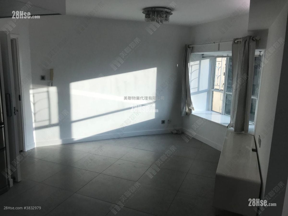 Bel Air Heights Sell 3 Bedrooms , 1 Bathroom 577 ft²