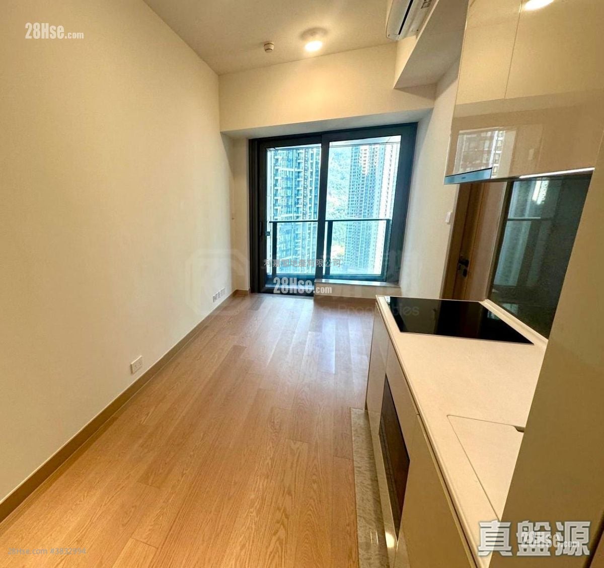 Seasons Place Rental 1 Bedroom , 1 Bathroom 323 ft²