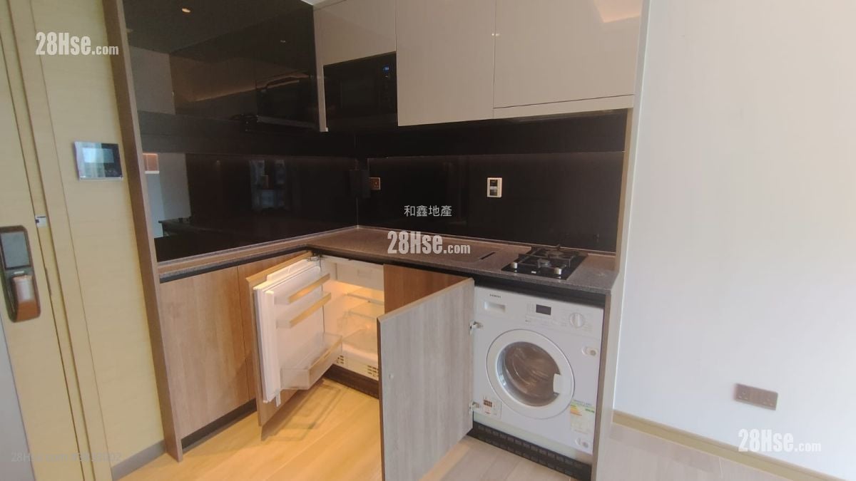 One Artlane Rental Studio , 1 Bathroom 223 ft²