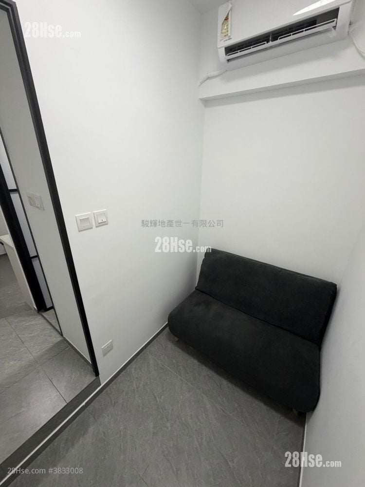 Sincere House Rental 1 Bedroom , 1 Bathroom 160 ft²