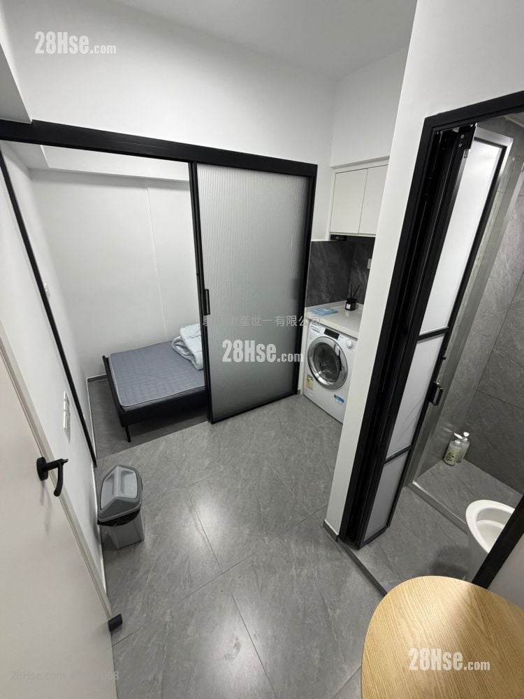 Sincere House Rental 1 Bedroom , 1 Bathroom 160 ft²
